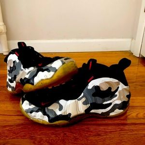 Nike Foamposite fighter jets